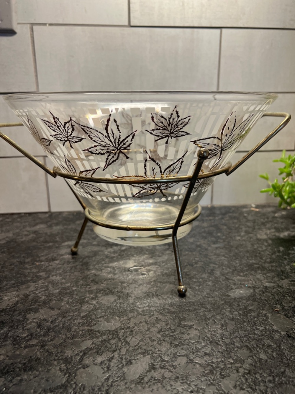 Vintage Clear Glass Chip/snack Serving Bowl with Black Leaf Motif and Gold Stand
